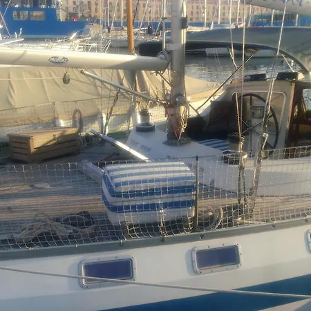Botel Seagull Genoa